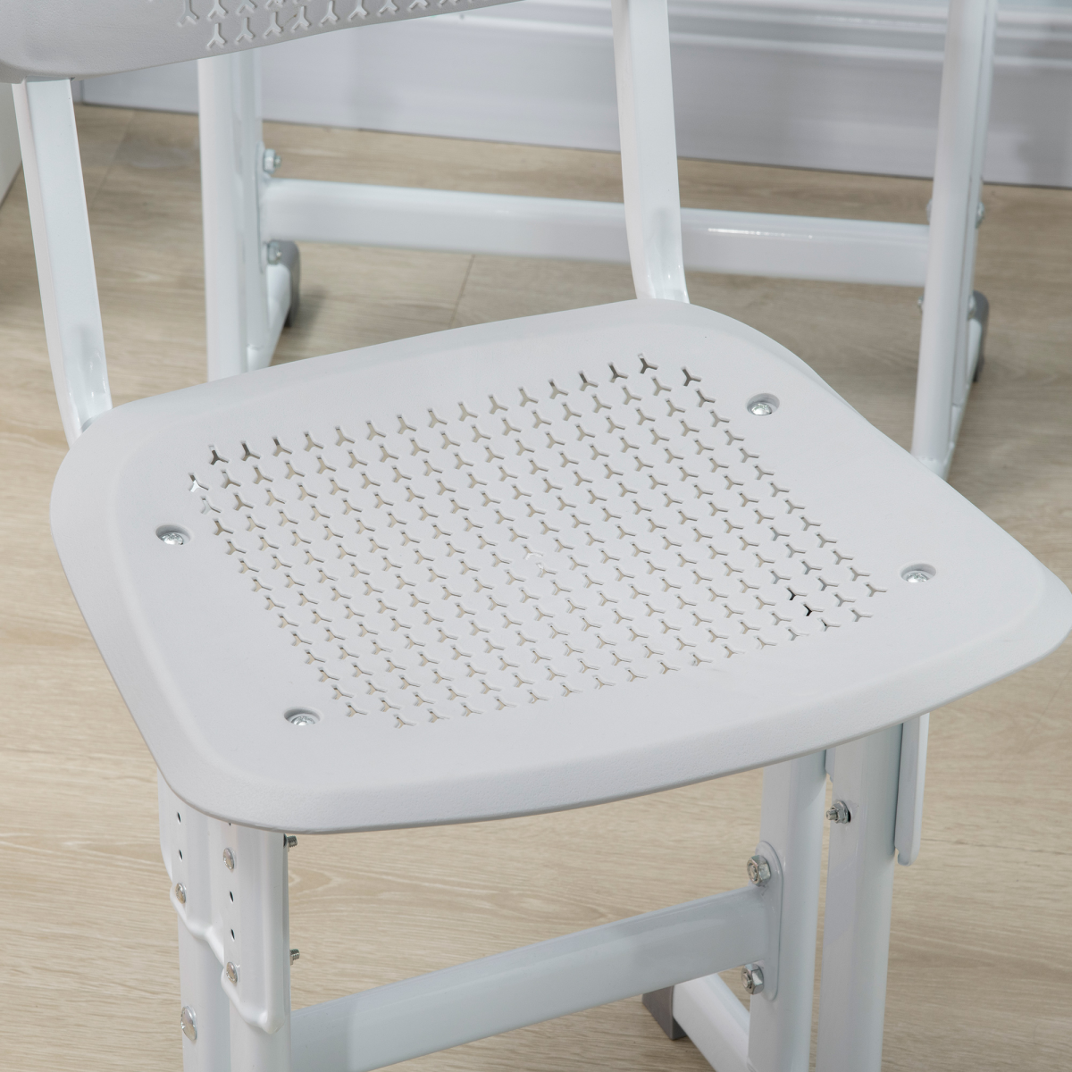Kids Adjustable Desk & Chair Set